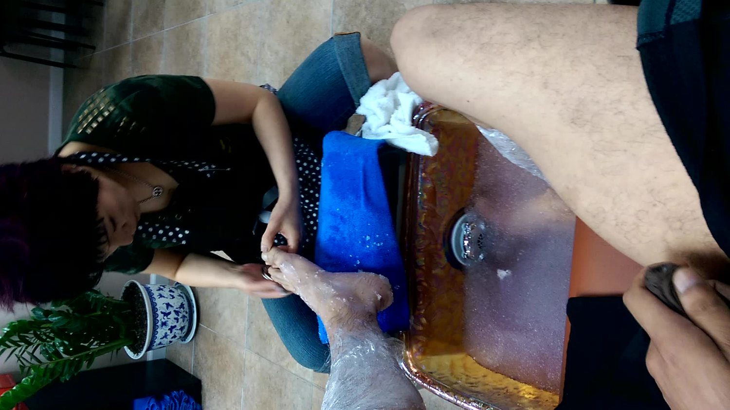 Mature nl mobile pedicure dick flash soft cum, - XXX porn